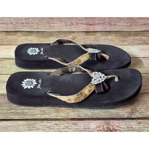 Yellow Box Leather Cowhide Cheetah Print Flip Flops Size 9 Heart & Bow Comfort - Picture 7 of 11